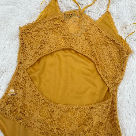 Ambiance Yellow Bodysuit - Picture 12 of 13